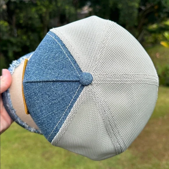 Goorin Bros Tricky Silky Rabbit - Picture 6 of 8